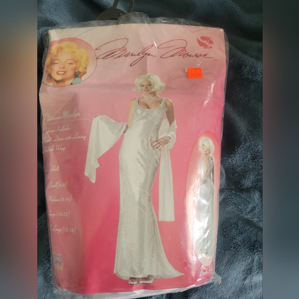 Marilyn Monroe White Glamour Costume with Shawl And Wig Size Small 6-8